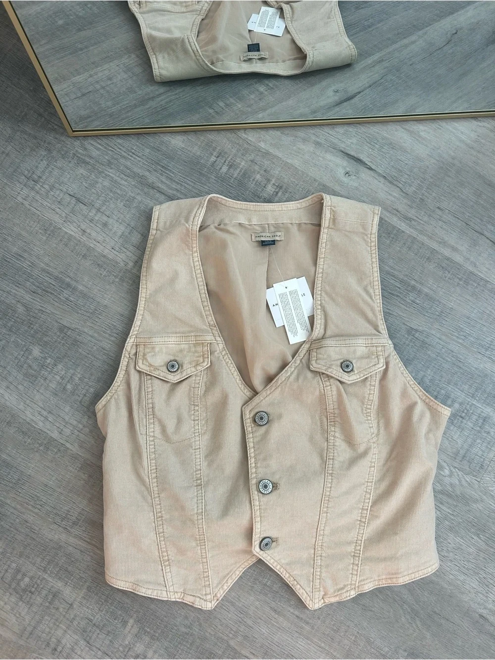 American Eagle AE Corduroy Vest in Camel NWT size Large